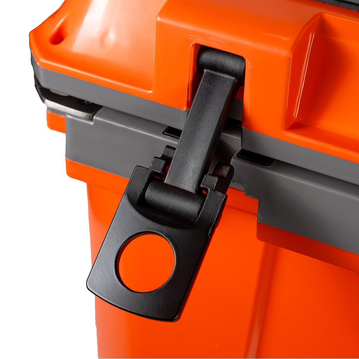 55QT RUGGED ICE CHEST w/ EVA FOAM TOP